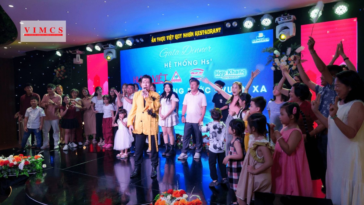 Gala Dinner kết hợp team building