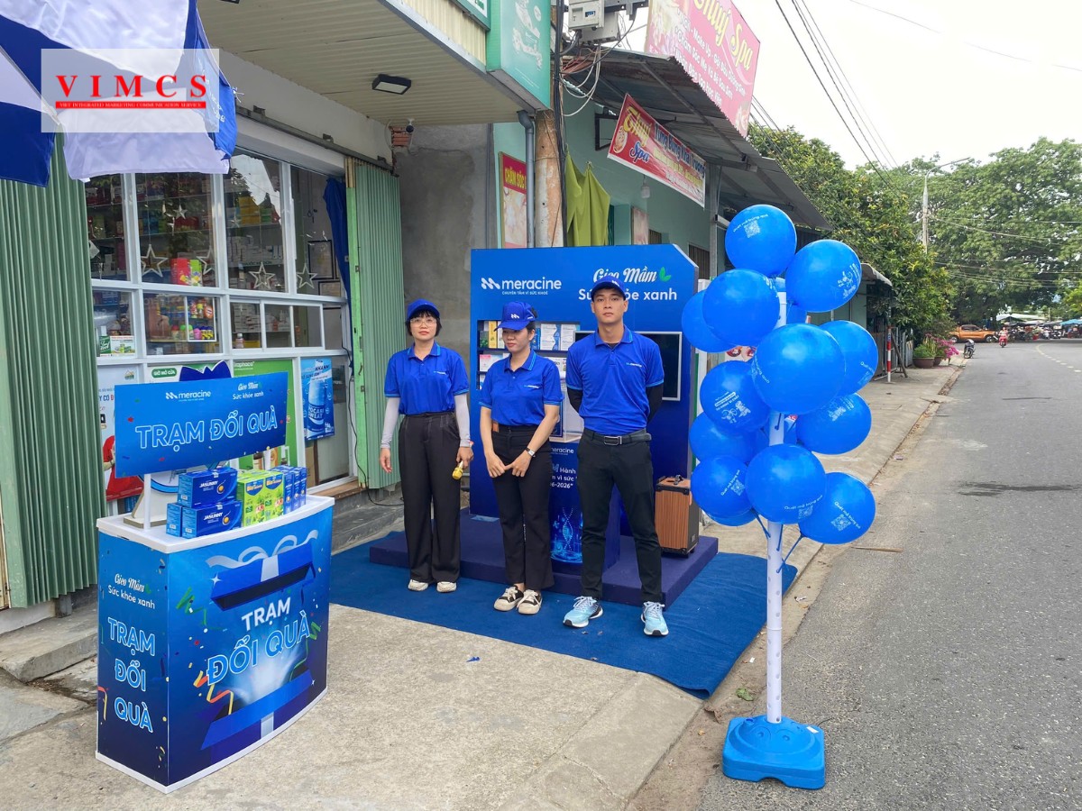 Booth sampling thương hiệu Meracine đặt tại các hiệu thuốc trên toàn quốc