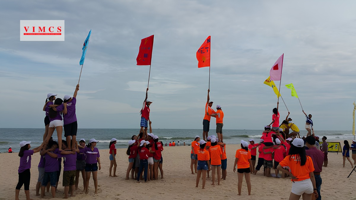 Trò chơi Team Building - Xây tháp người