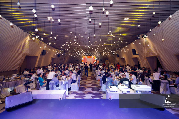 Công ty tổ chức sự kiện Phát Hoàng Gia