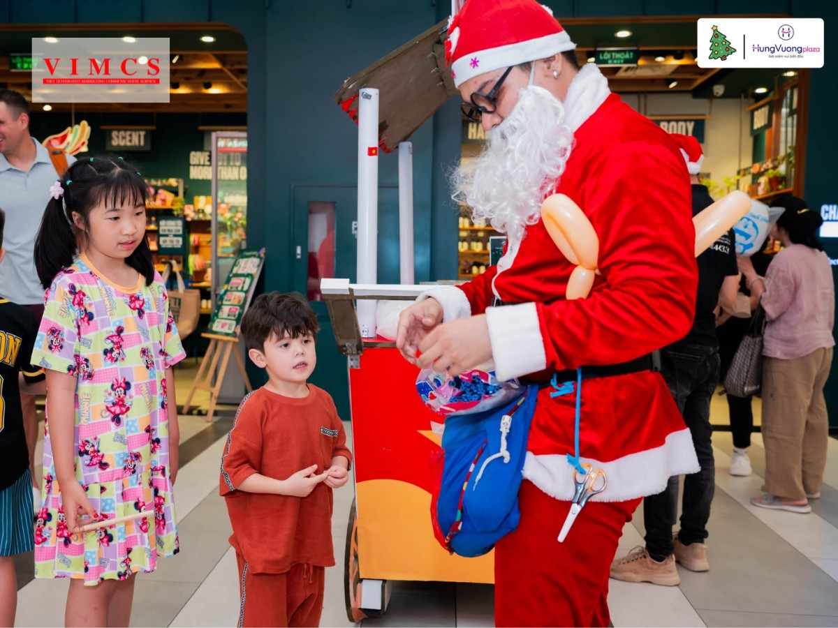 Quy trình tổ chức Roadshow Noel chuyên nghiệp tại VIMCS